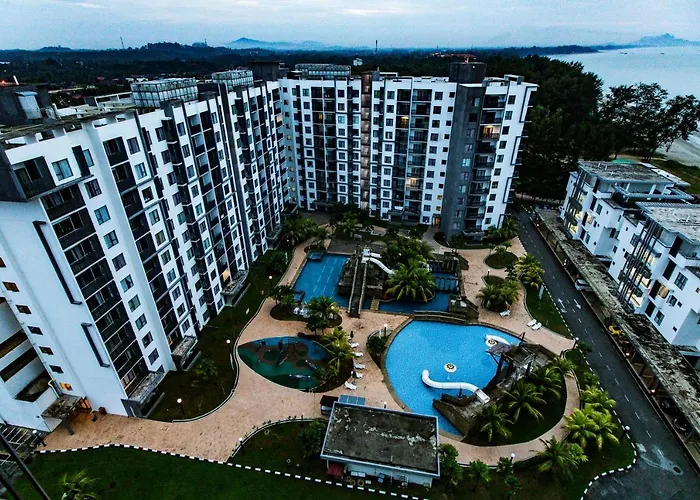 Timur Bay Beach Resort By SubhomeHotel Kuantan